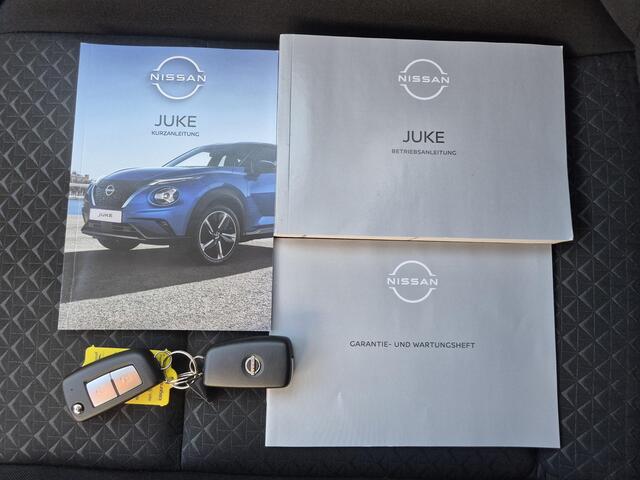 Nissan JUKE 1.0 DIG-T Acenta Handgeschakeld / Allseason banden / Apple Carplay Android Auto / Achteruitrijcamera / Stoelverwarming / Navigatie / Climate control / Cruise control / Lichtmetalen wielen 17" /