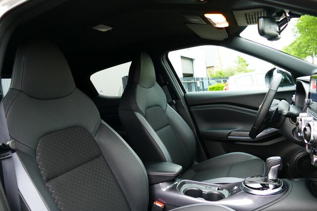 Nissan JUKE 1.0 DIG-T N-Connecta. Bi-Tone, Camera, Navi, Clima, Stoel&StuurVerw, Haak 1250kg