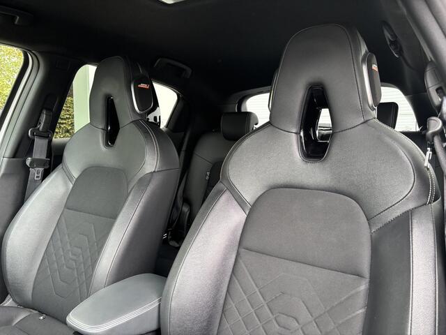 Nissan JUKE 1.0 DIG-T N-Design Automaat / Blindspot Warning / Trekhaak / Climate Control / 360 Camera