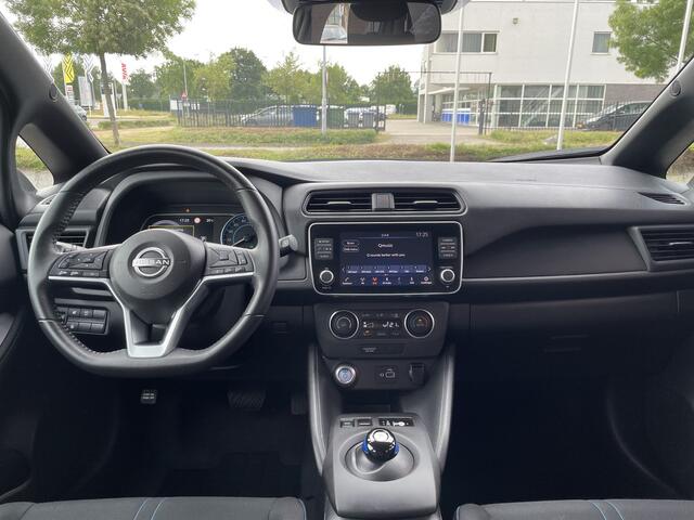 Nissan LEAF Acenta 40 kWh ¤2000 Subsidie! Trekhaak Adap.Cr. Control Keyless ECC-Airco BT Camera