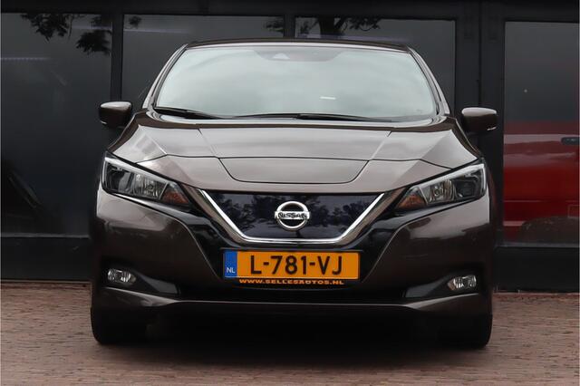 Nissan LEAF Acenta 40 kWh | Adaptive cruise control | Camera | Climate control