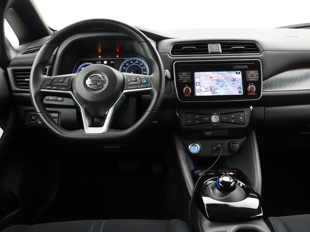 Nissan LEAF N-CONNECTA 40 KWH *8.228 KM* ADAPTIVE CRUISE / 360 CAMERA / STANDKACHEL / APPLE CARPLAY