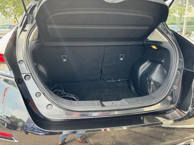 Nissan LEAF 2.Zero Edition 40kWh, Clima, ACC, Camera, Cruise, DAB