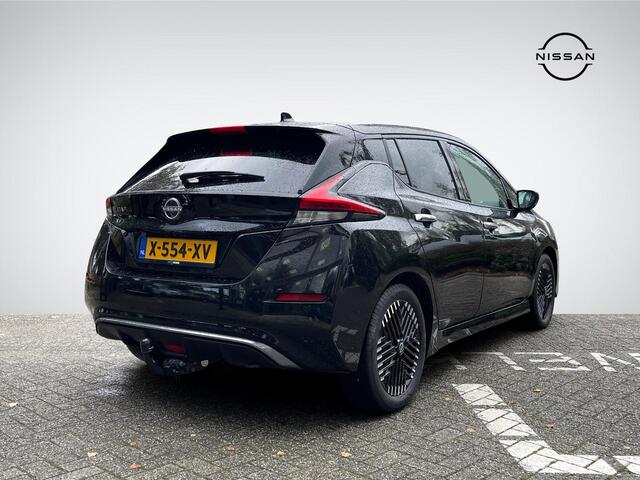 Nissan LEAF N-Connecta 39 kWh *¤2.000 SUBSIDIE MOGELIJK!* | Trekhaak | Navigatie | Stuur- + Stoelverwarming | 360° Camera | Rijklaarprijs!