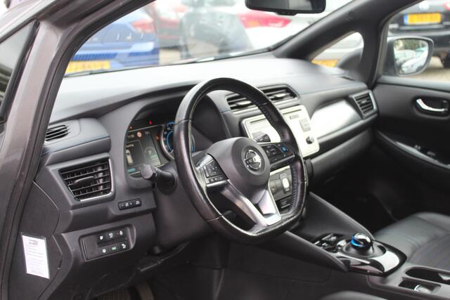 Nissan LEAF Tekna 40 kWh//360 CAMERA//NAVI!!