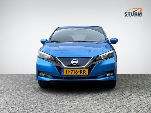 Nissan LEAF N-Connecta 40 kWh *¤2.000 SUBSIDIE MOGELIJK!* | Navigatie | 360° Camera | Two-Tone Lakkleur | Stuur- + Stoelverwarming | Adapt. Cruise Control | Rijklaarprijs!