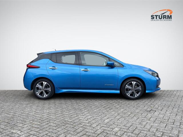 Nissan LEAF N-Connecta 40 kWh *¤2.000 SUBSIDIE MOGELIJK!* | Navigatie | 360° Camera | Two-Tone Lakkleur | Stuur- + Stoelverwarming | Adapt. Cruise Control | Rijklaarprijs!