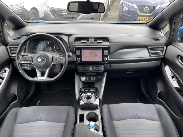 Nissan LEAF N-Connecta 40 kWh *¤2.000 SUBSIDIE MOGELIJK!* | Navigatie | 360° Camera | Two-Tone Lakkleur | Stuur- + Stoelverwarming | Adapt. Cruise Control | Rijklaarprijs!