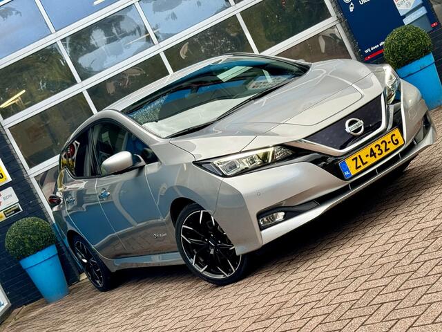 Nissan LEAF *¤2.000,- SUBSIDIE MOGELIJK!* Tekna 40 kWh | Adaptive Cruise Control | Apple Carplay | LED | Navigatie | Rijklaar + 12 Maand BOVAG Garantie