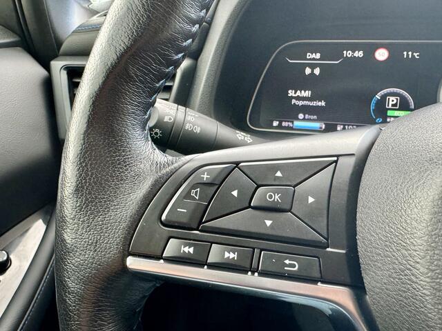 Nissan LEAF *¤2.000,- SUBSIDIE MOGELIJK!* Tekna 40 kWh | Adaptive Cruise Control | Apple Carplay | LED | Navigatie | Rijklaar + 12 Maand BOVAG Garantie