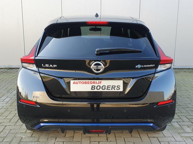 Nissan LEAF 2.ZERO EDITION 40 kWh Nu nog ¤ 2.000,- SEPP-Subsidie! Navigatie, Pro-Pilot, 360 Camera, 17"Lm, Climate Control, Stoe/Stuurverwarming