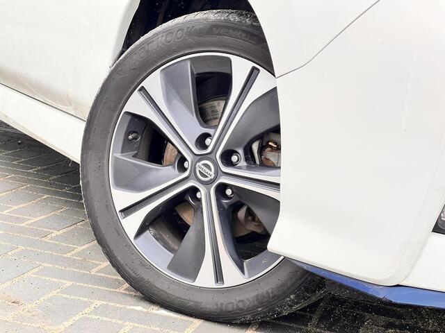 Nissan LEAF e+ Tekna 62 kWh | voorstoelen verwarmd | Achteruitrijcamera | Full LED | Adaptive Cruise Control