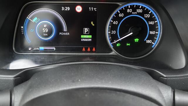 Nissan LEAF N-Connecta 40 kWh