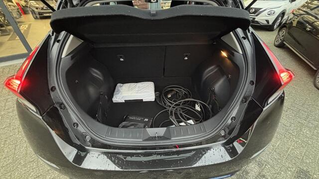 Nissan LEAF N-Connecta 40 kWh