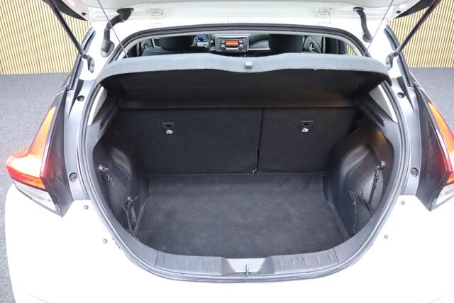 Nissan LEAF Visia 40 kWh | Cruise-control | Clima | Elektrisch