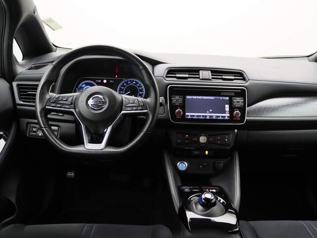 Nissan LEAF Acenta 40 kWh | Navigatie | Achteruitrijcamera | Adaptive Cruise Control | Climate Control | Lichtmetalen velgen 16"