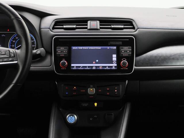 Nissan LEAF Acenta 40 kWh | Navigatie | Achteruitrijcamera | Adaptive Cruise Control | Climate Control | Lichtmetalen velgen 16"