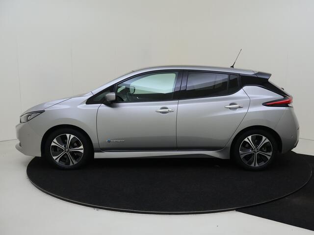 Nissan LEAF Tekna 40 kWh | Navigatie | Cruise Control | Climate Control | Parkeersensoren | Licht & Regen Sensor | LED Dagrijverlichting | Electrische Ramen | Centrale Deurvergrendeling |