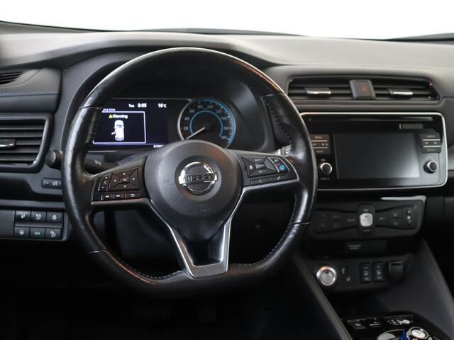 Nissan LEAF Tekna 40 kWh | Navigatie | Cruise Control | Climate Control | Parkeersensoren | Licht & Regen Sensor | LED Dagrijverlichting | Electrische Ramen | Centrale Deurvergrendeling |