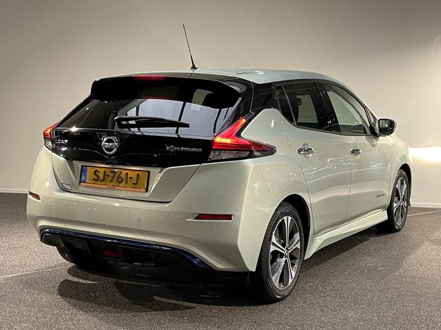 Nissan LEAF 2.ZERO EDITION 40 kWh Automaat / Cruise / Clima / Full LED / Navigatie / Camera / PDC