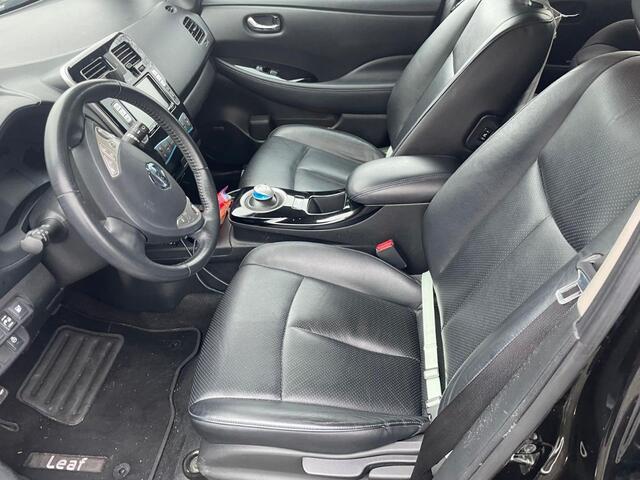 Nissan LEAF Tekna 30 kWh Leder Camera