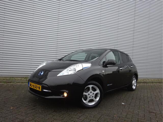 Nissan LEAF Acenta 30 kWh Airco / Navi / Stoelv. / Lm velgen