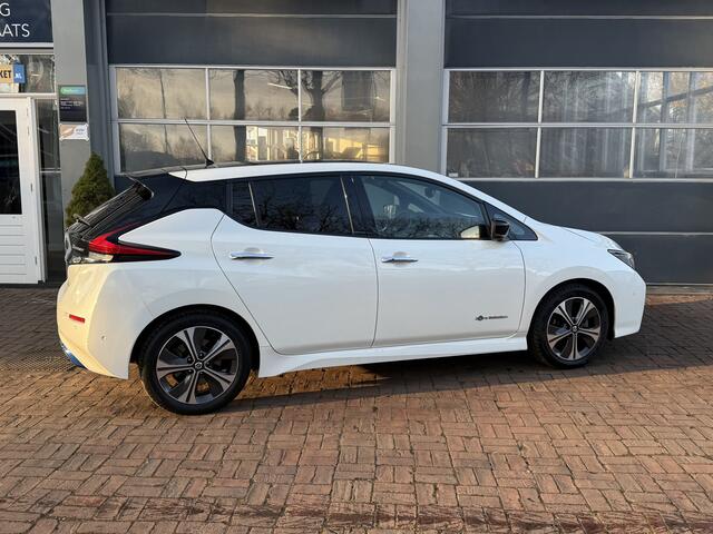 Nissan LEAF Tekna 40 kWh Bj 2019 Km 74.014 Leer,Stoelverwaming,Navi,Camera,17Inch 150PK