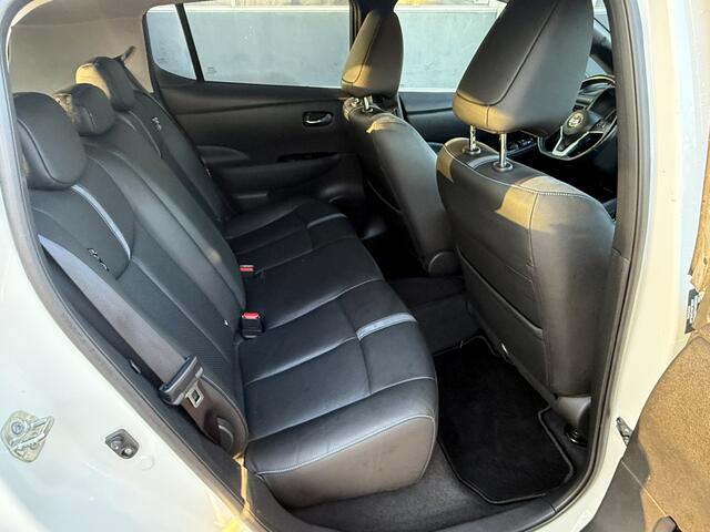 Nissan LEAF Tekna 40 kWh Bj 2019 Km 74.014 Leer,Stoelverwaming,Navi,Camera,17Inch 150PK