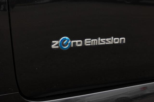 Nissan LEAF N-Connecta 40 kWh sfeerverlichting 360 camera bomvol