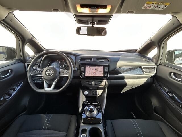Nissan LEAF e+ N-Connecta 59 kWh / WLTP bereik 396 km / WLTP bereik stad 575 km / SoH Accu 97% / Navigatie / 360° Camera / Stoel- en Stuurverwarming / Apple Carplay Android /