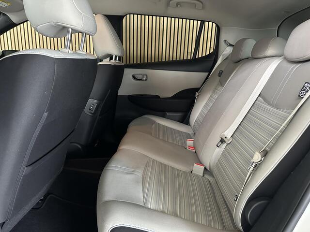 Nissan LEAF N-Connecta 40 kWh NL auto | Carplay | Camera | Stoel / stuurverwarming