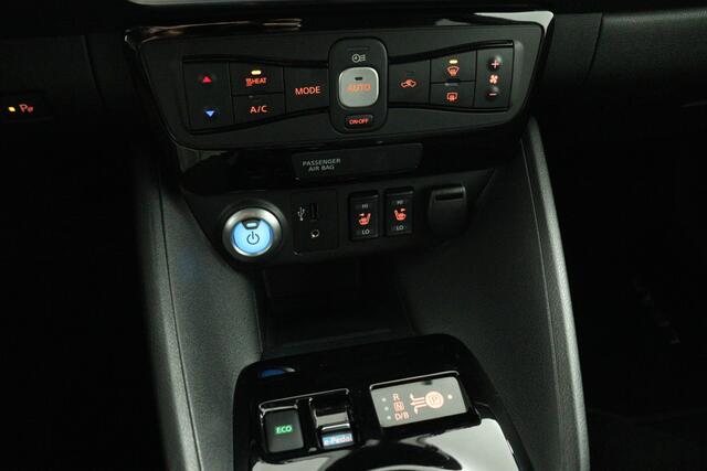 Nissan LEAF 2.ZERO EDITION 40 kWh / 150 PK, Orig.NL | Navigatie | 360° Camera | Stuur- + Stoelverwarming | Adapt. Cruise - RIJKLAAR