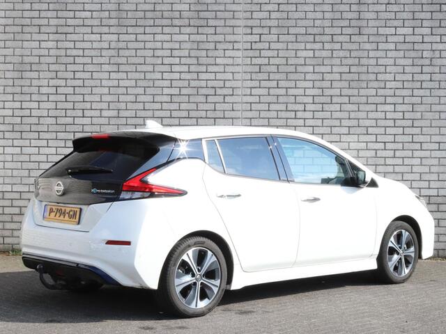 Nissan LEAF Tekna 40 kWh | Fietsdragerhaak | Navigatie | 360º Camera |