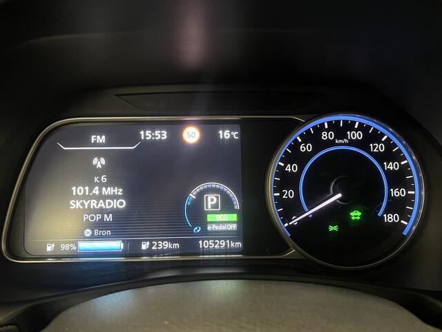 Nissan LEAF N-Connecta 40 kWh | Warmtepomp | Adaptive Cruise Control | Keyless Go/Entry | Dodehoek Detector | 360° Camera | Parkeersensoren | Lane Assist | Stuurverwarming | Stoelverwarming |