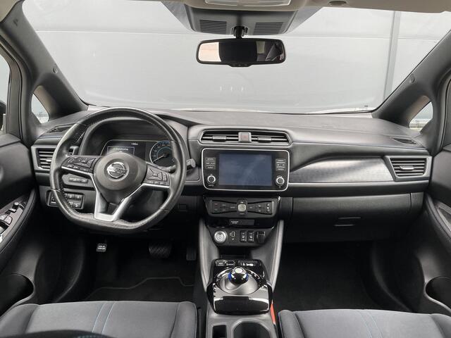 Nissan LEAF e+ N-Connecta 62 kWh / Apple Carplay / Stuur & Stoelverwarming / Navigatie / Cruise Control Adaptief / Airco /