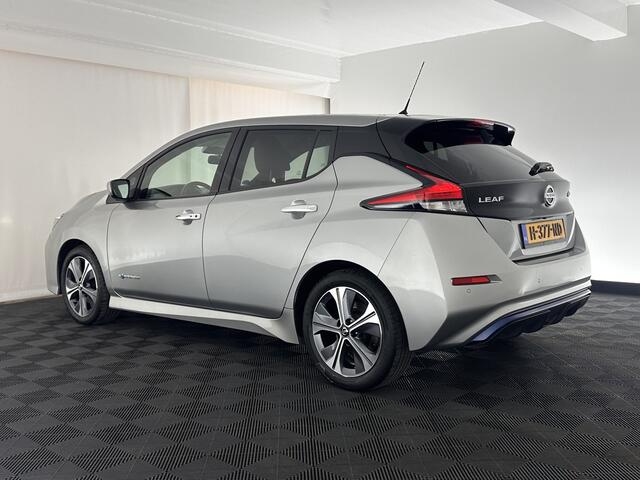 Nissan LEAF N-Connecta 40 kWh (INCL-BTW) Aut. *ADAPTIVE-CRUISE | NAVI-FULLMAP | 1/2LEATHER | SURROUND-VIEW | APP.CONNECT | KEYLESS | BLIND-SPOT | DAB | ECC | PDC | DIGI-COCKPIT | COMFORT-SEATS | 17"ALU*