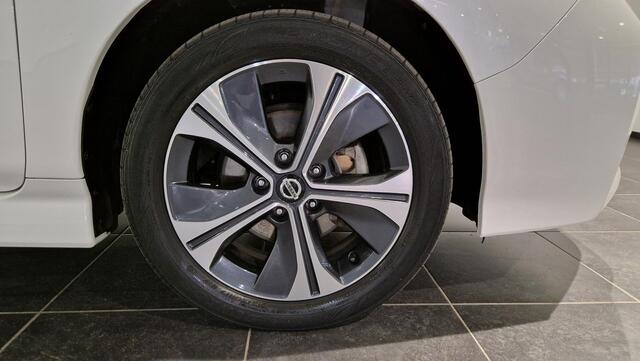 Nissan LEAF Tekna 40 kWh | Pro Pilot