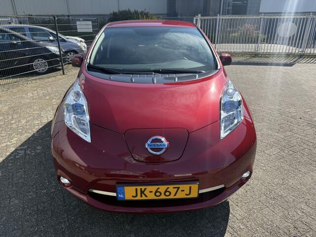 Nissan LEAF Tekna 30 kWh in Nieuwstaat !! Dealerauto