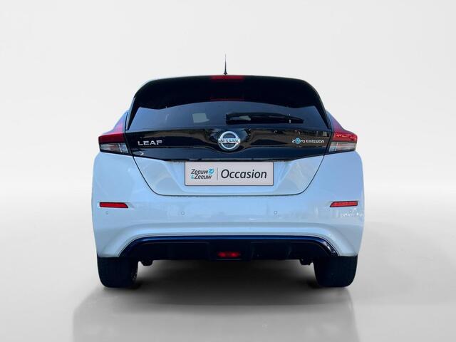 Nissan LEAF Tekna 40 kWh | DEALER ONDERHOUDEN | FULL OPTION | 360 CAMERA | 12 MAANDEN GARANTIE |