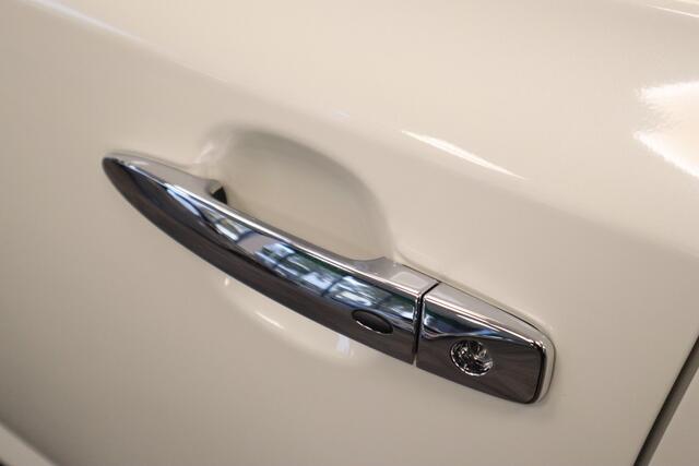Nissan LEAF Acenta 40 kWh 150PK Navigatie, Cruise Control 360 Camera, 16LMV. Valt in de Subsidie regeling.