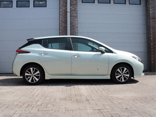 Nissan LEAF Acenta 40 kWh NAVI/360Camera/Cruise/Electrisch/Garantie