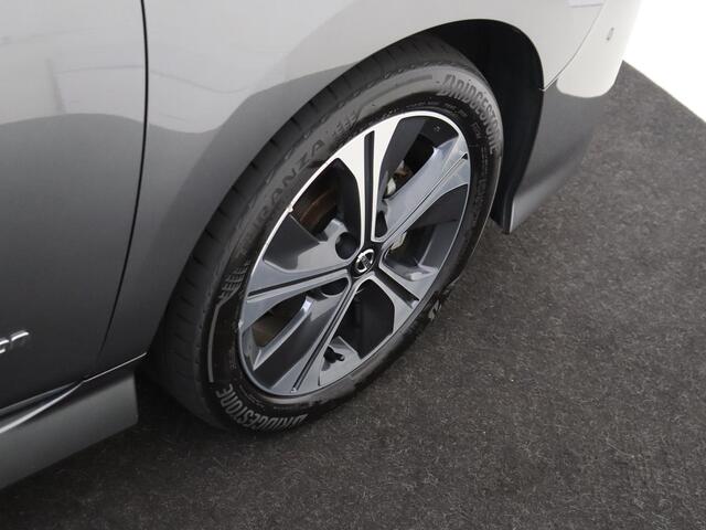Nissan LEAF Tekna 40 kWh | Bose audio | Stoel en stuurverwarming