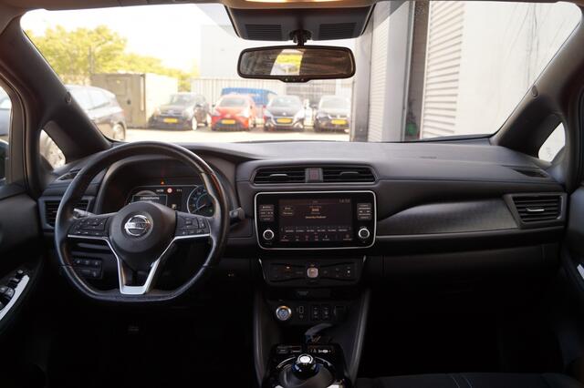 Nissan LEAF N-Connecta 40kWh -NAVI-ECC-PDC-CAM-