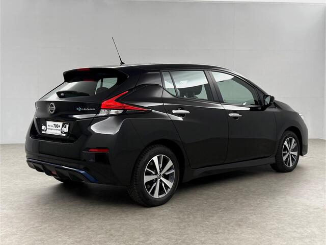 Nissan LEAF 40 kWh Acenta Limousine 150PK Camera Carplay LED Clima Cruise 16''LMV Stoel/Stuurverwarming