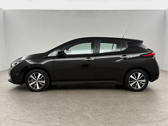 Nissan LEAF 40 kWh Acenta Limousine 150PK Camera Carplay LED Clima Cruise 16''LMV Stoel/Stuurverwarming