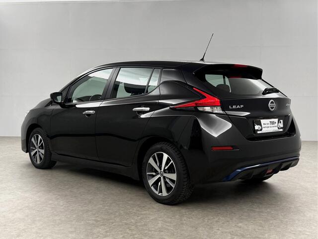Nissan LEAF 40 kWh Acenta Limousine 150PK Camera Carplay LED Clima Cruise 16''LMV Stoel/Stuurverwarming