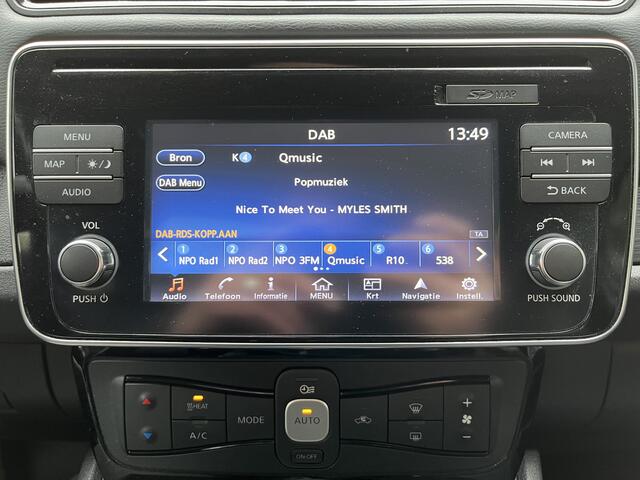 Nissan LEAF N-Connecta 40 kWh | NAVIGATIE | CARPLAY | 360° CAMERA | STUUR & STOELVERW.
