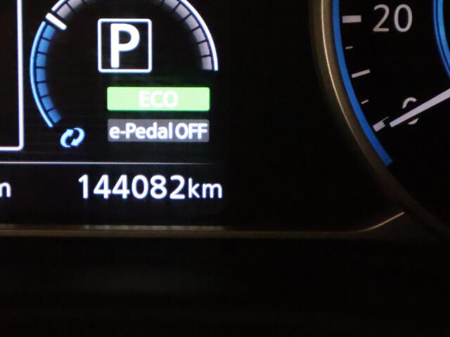 Nissan LEAF NISMO Pack N-Connecta 40 kWh | 230 km. actieradius | Accu 88% | Navigatie | Stoelverwarming | Privacy Glass |