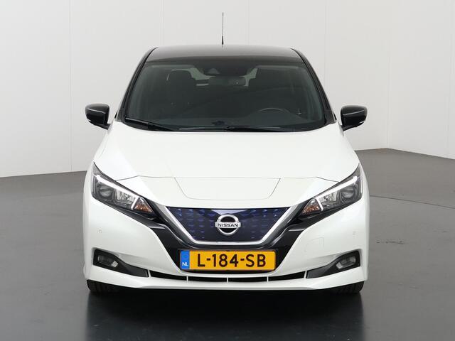 Nissan LEAF N-Connecta 40 kWh | Trekhaak| Navigatie | Parkeercamera | Stoelverwarming/verkoeling | Keyless Go |