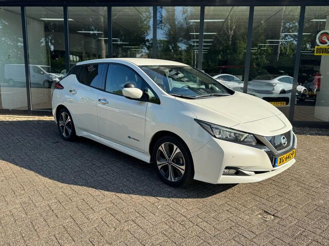 Nissan LEAF Tekna 40 kWh*Leder*Navigatie*Stoelverwarming*